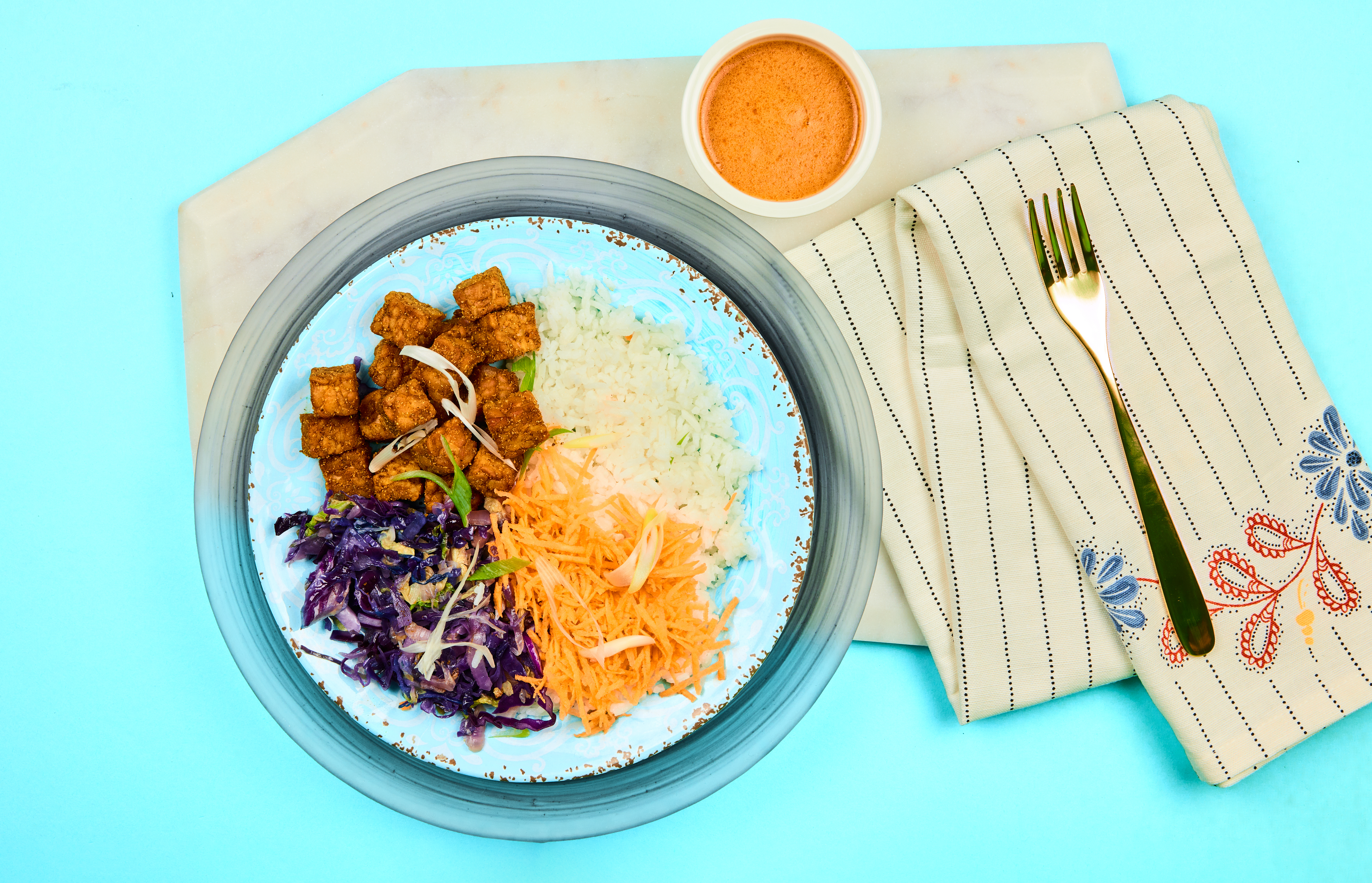 Tempeh Red Thai Curry with White Rice