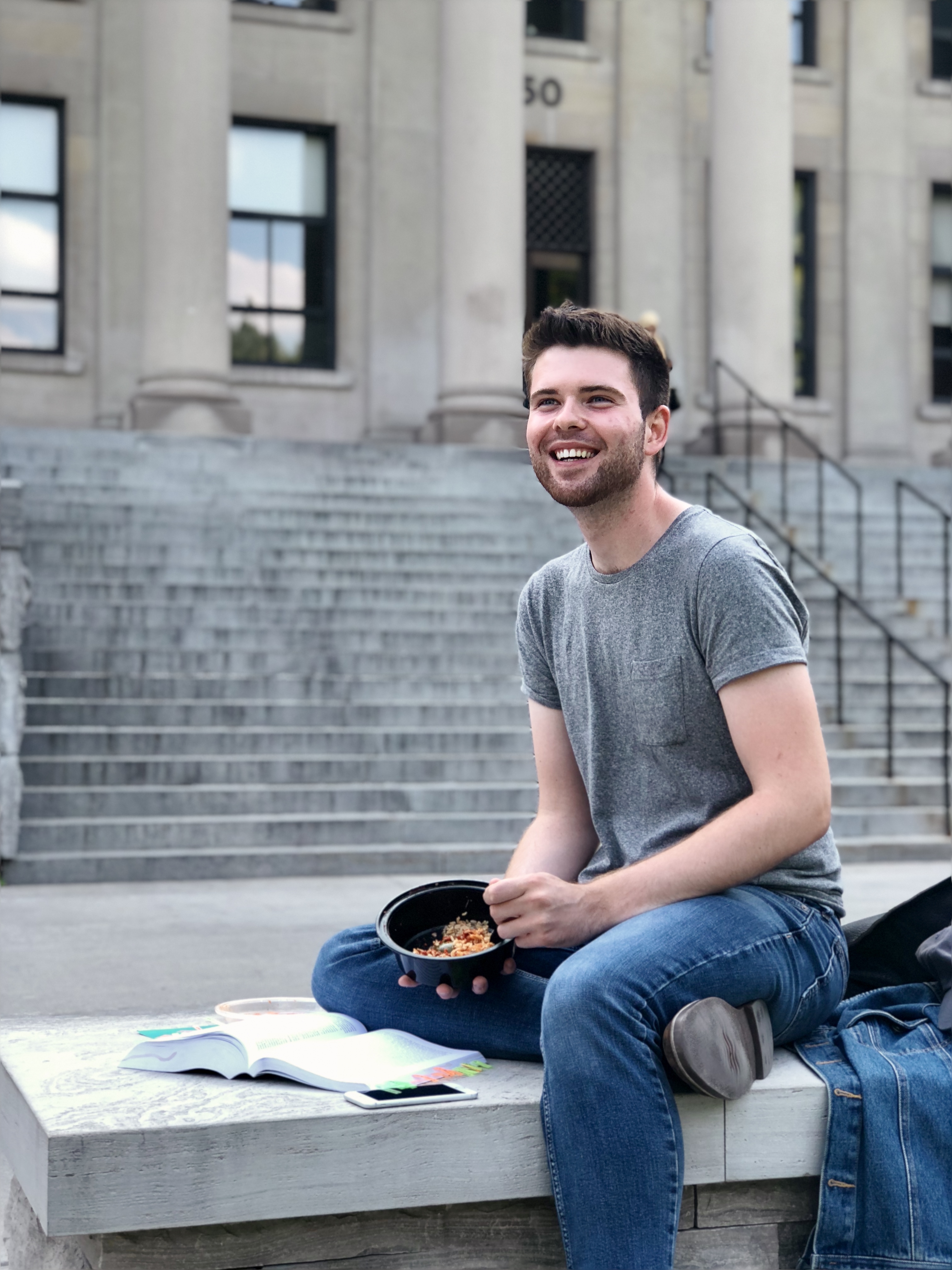 Beyond Just Meals: How Meal Delivery Companies Like Vittle Enhance Our Lives with Convenience