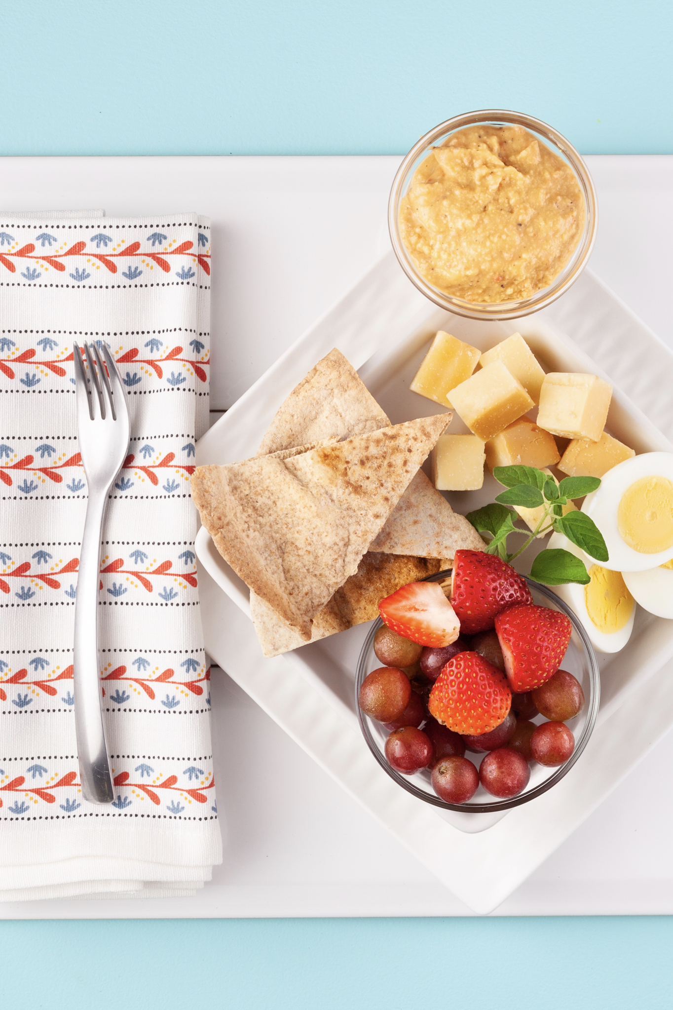 Spiced Hummus Breakfast Box