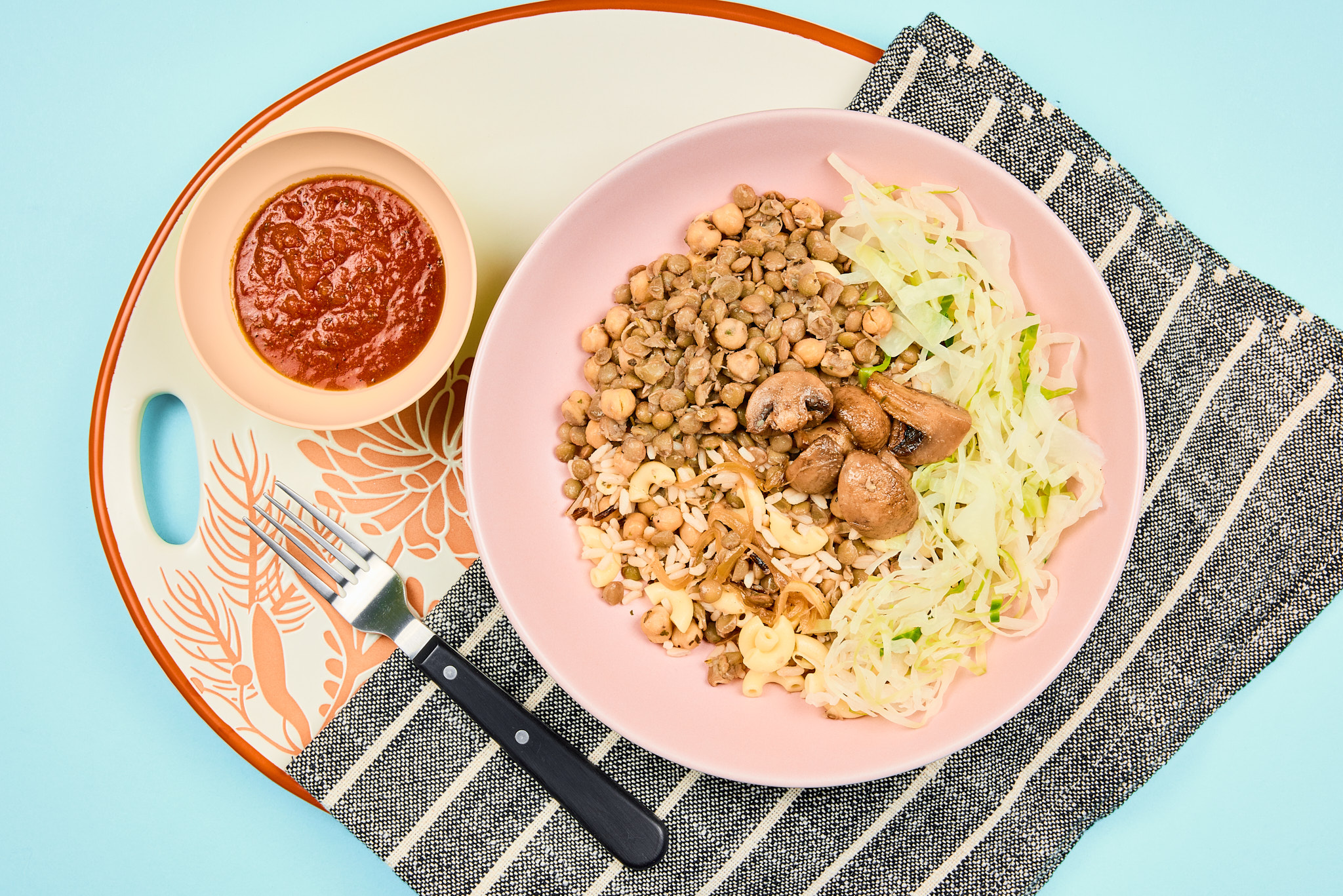 Vegetarian Egyptian Koshary with Chickpeas