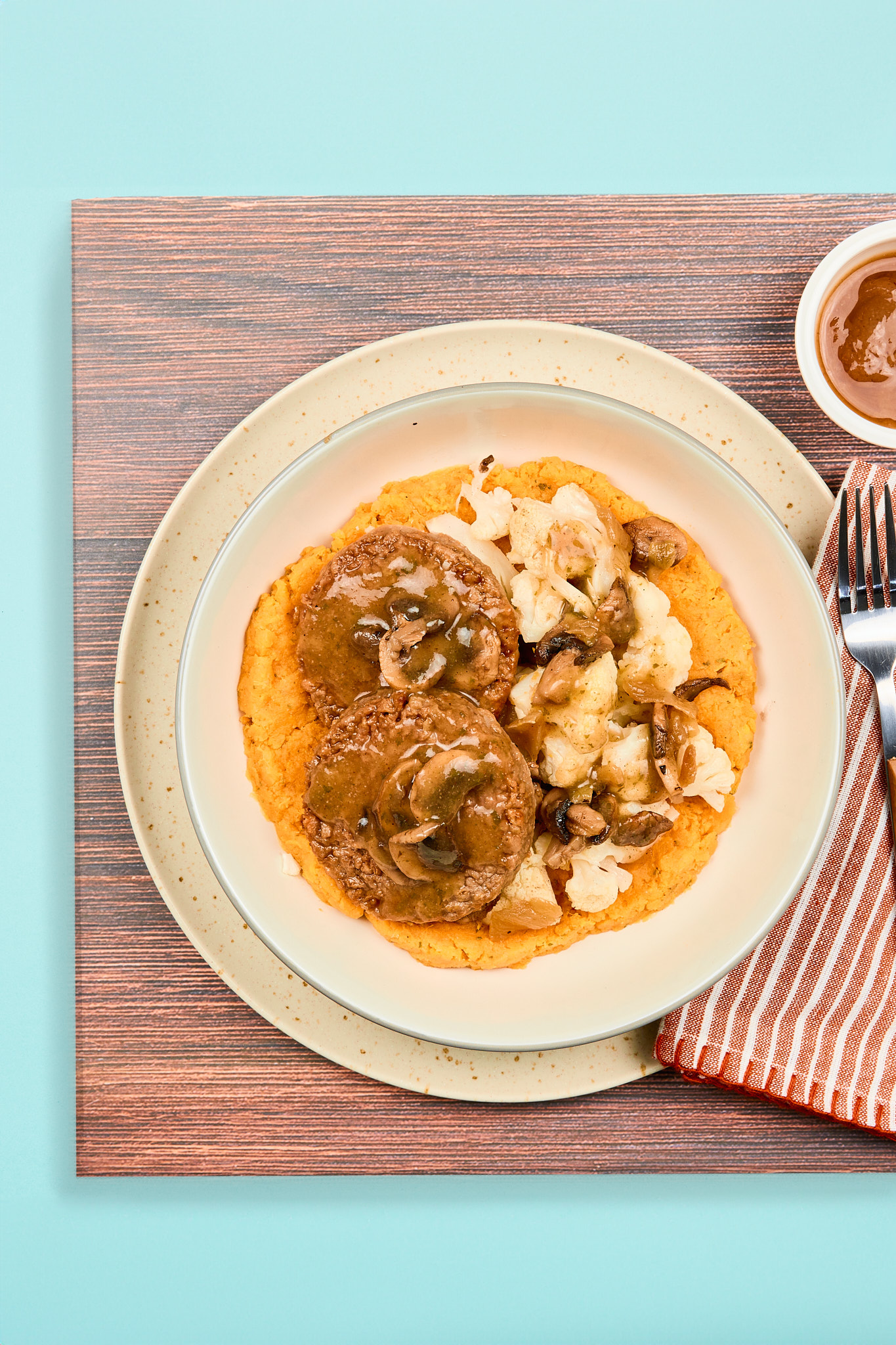 Salisbury Steak Beyond-meat Bowl